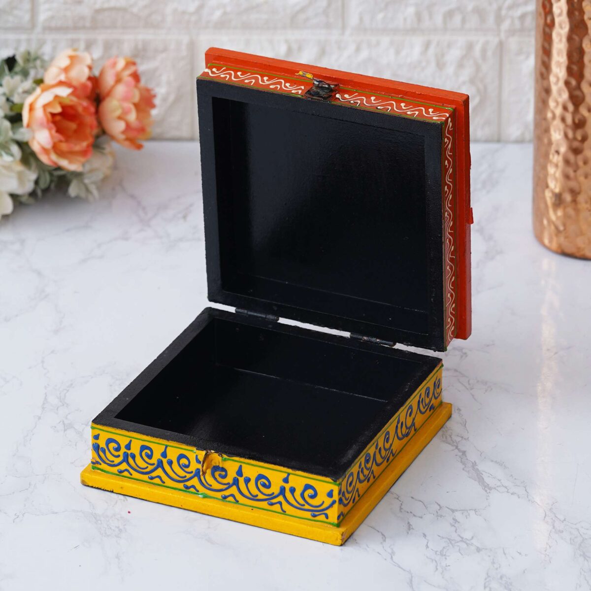 Wooden jewellery box